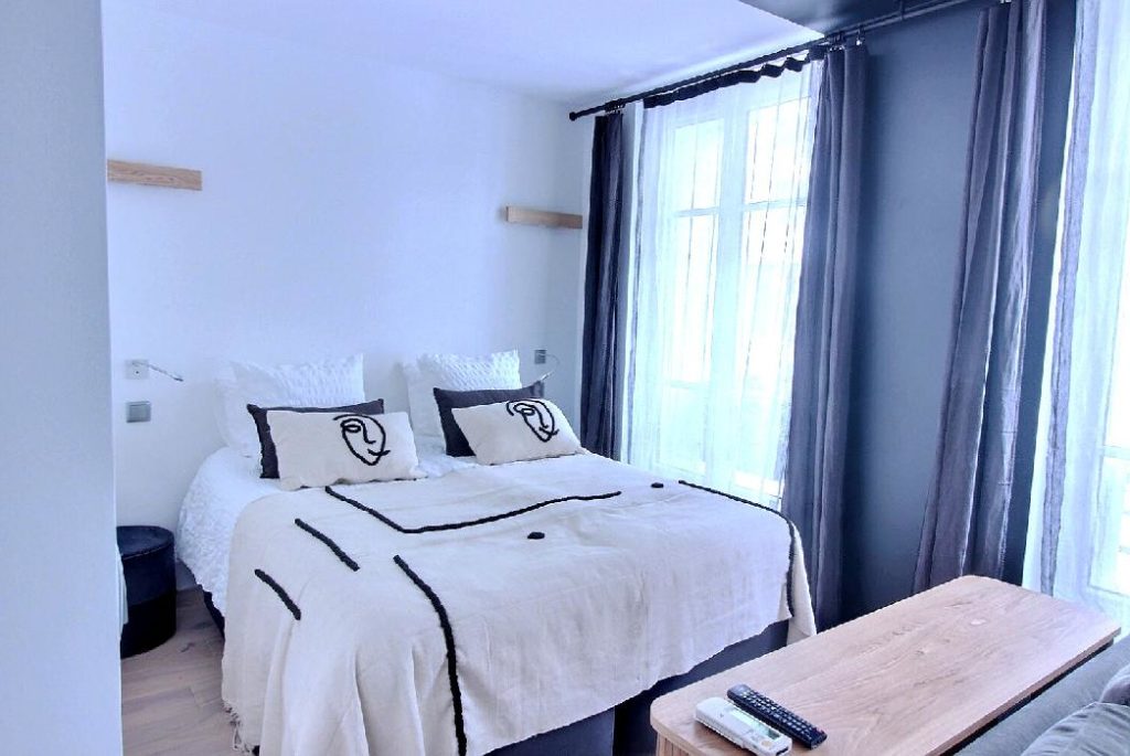 Location Appartement Meublé - 1 pièce - 25m² - Montmartre - Pigalle- 75018 Paris -S18902-8