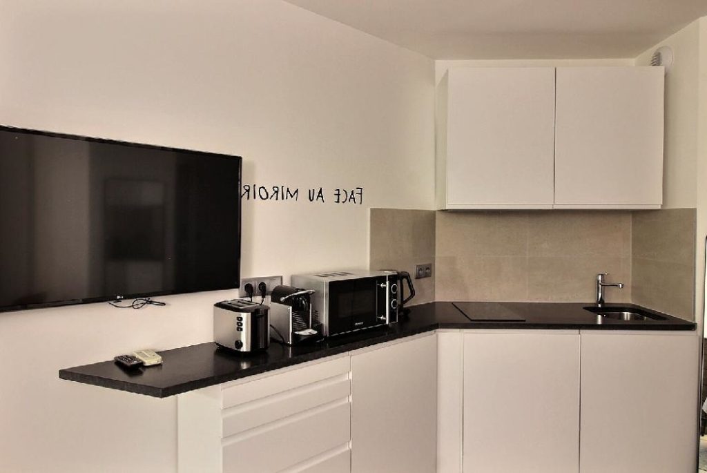 Location Appartement Meublé - 1 pièce - 25 m² - Montmartre - Pigalle - 75018 Paris - S18923-8