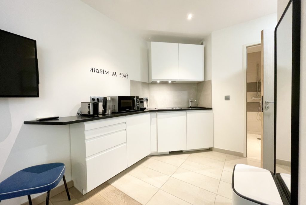 Location Appartement Meublé - 1 pièce - 25 m² - Montmartre - Pigalle - 75018 Paris - S18923-9