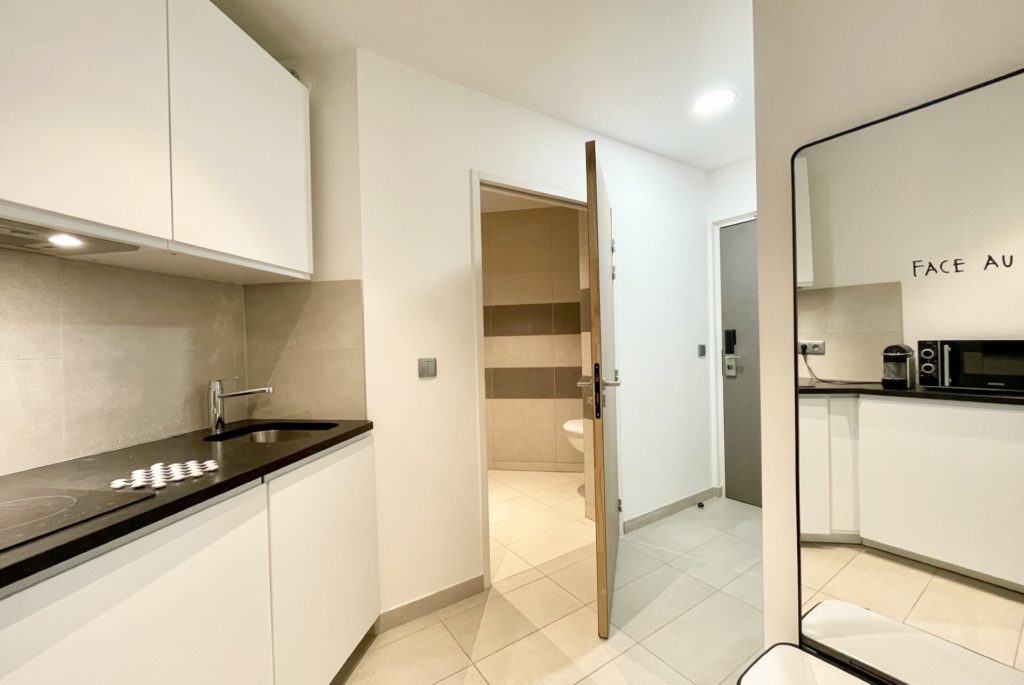 Location Appartement Meublé - 1 pièce - 25 m² - Montmartre - Pigalle - 75018 Paris - S18923-10
