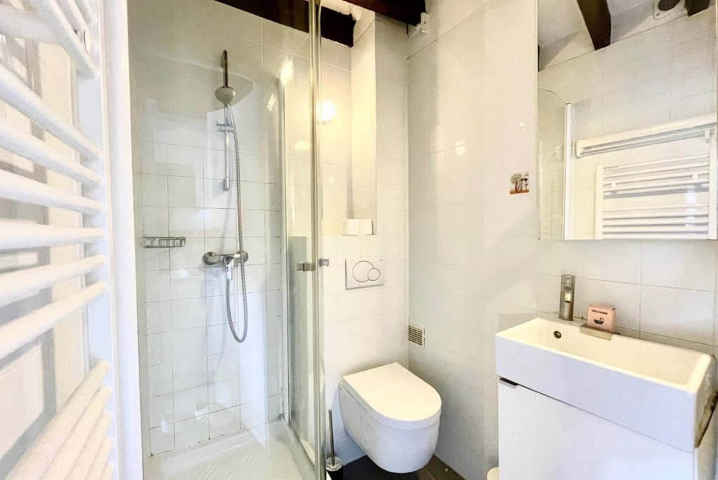 appartement-1pieces-75002-a-Paris-S02448-271610303707